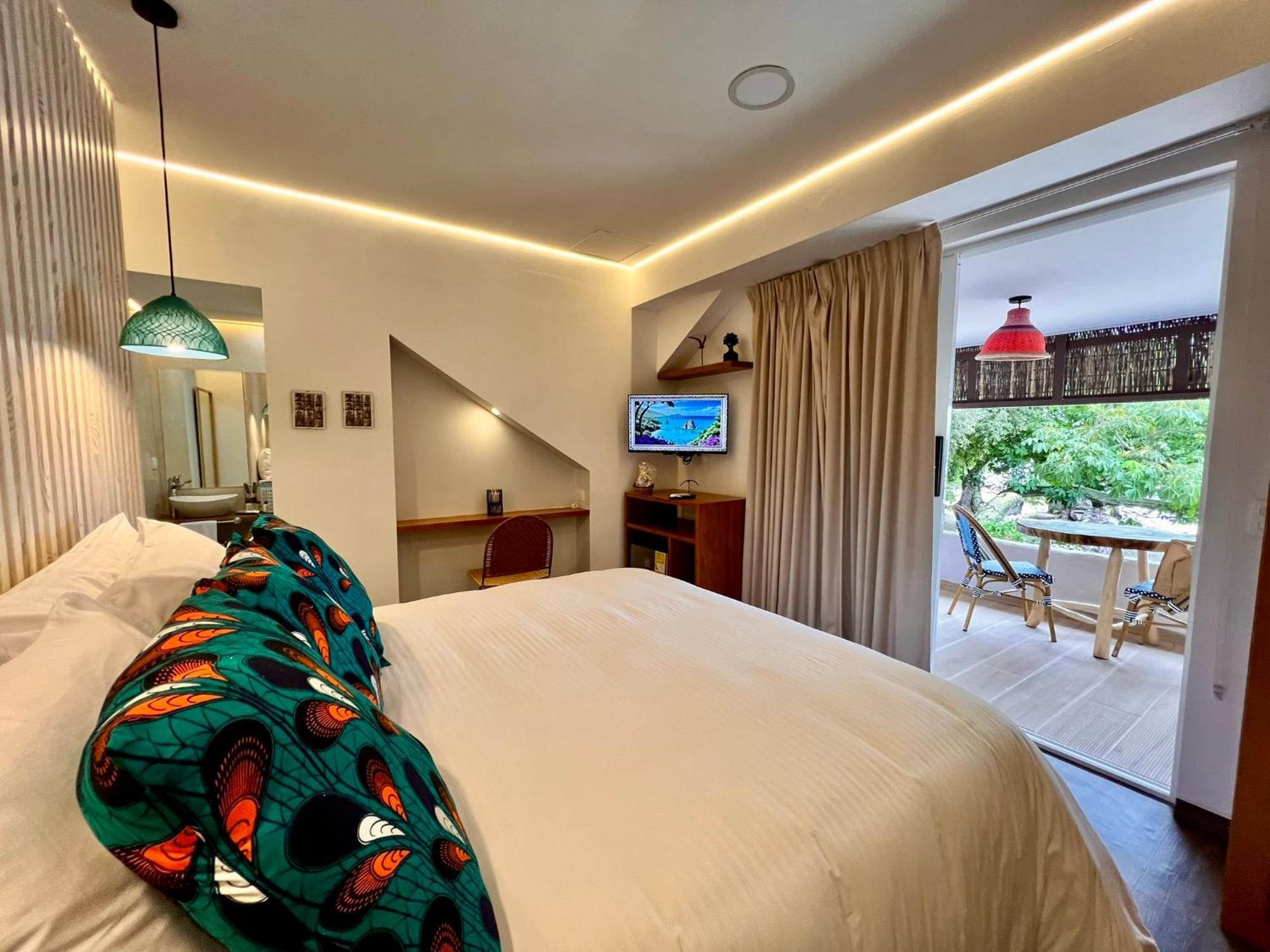 Pao Pao Hotel & Beach Club Isla Grande  Exteriör bild